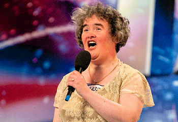 Susan Boyle singing.